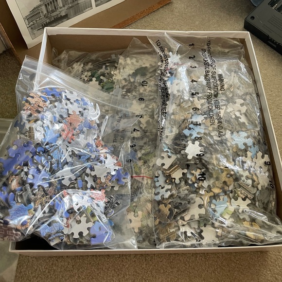 Chicago puzzles - Picture 2 of 2